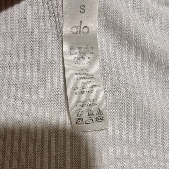 ALO Yoga White Knot-Front Ribbed Short Sleeve Crop Top - Picture 3 of 8